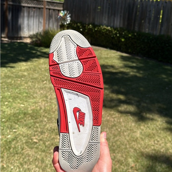 Jordan 4 fire red - Picture 8 of 9